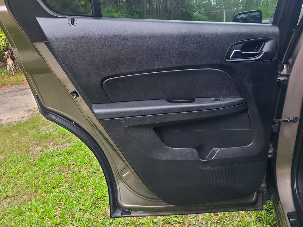 2011 Chevrolet Equinox 1LT - Photo 27
